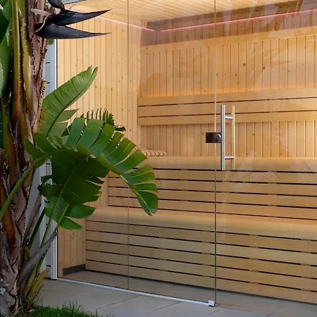 1935 Boutique By Terraza Roses